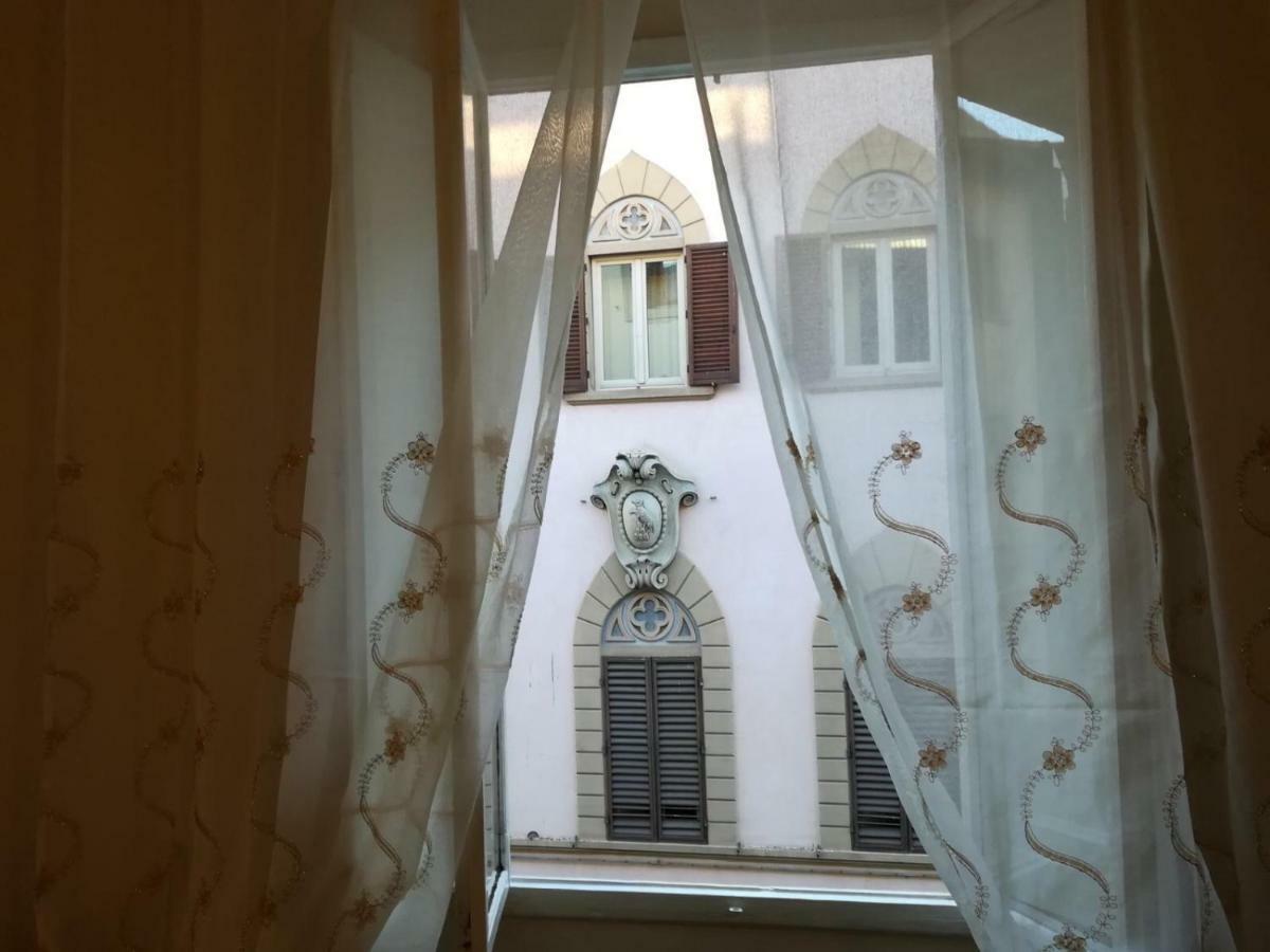 La Casa Di Luigi Apartment Монтеварчи Екстериор снимка