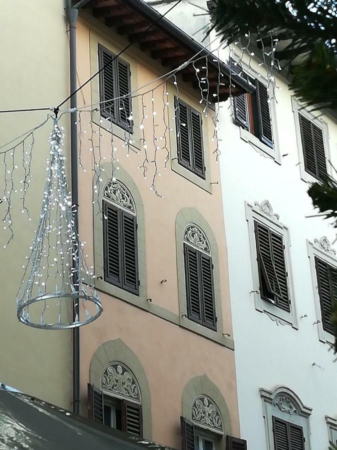 La Casa Di Luigi Apartment Монтеварчи Екстериор снимка